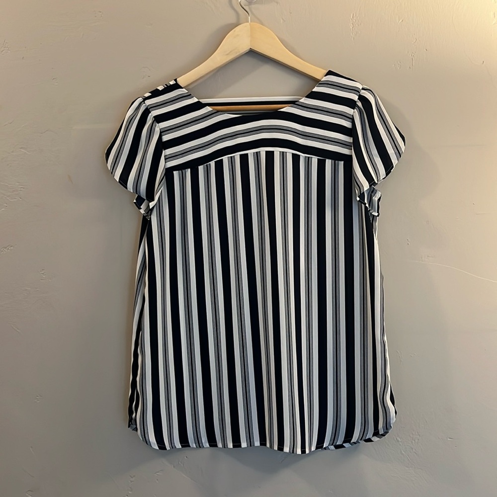 NWT LOFT Short-sleeve blouse, navy blue and white stripes, size small